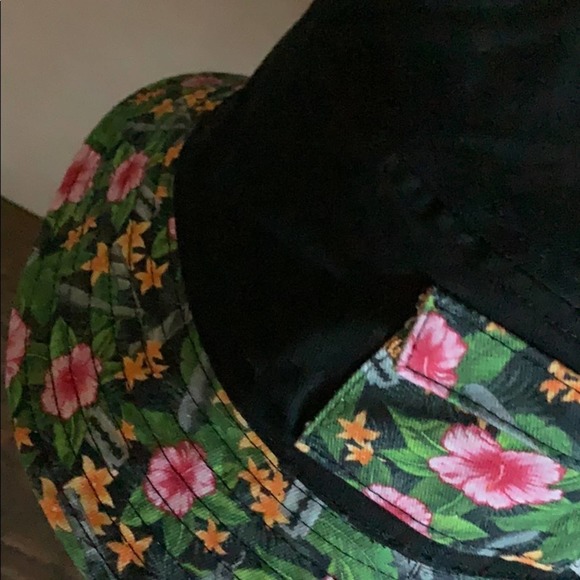 Franks Chop Shop Reversible Bucket Bucket hat Razors Secret Pocket RARE - Picture 6 of 6